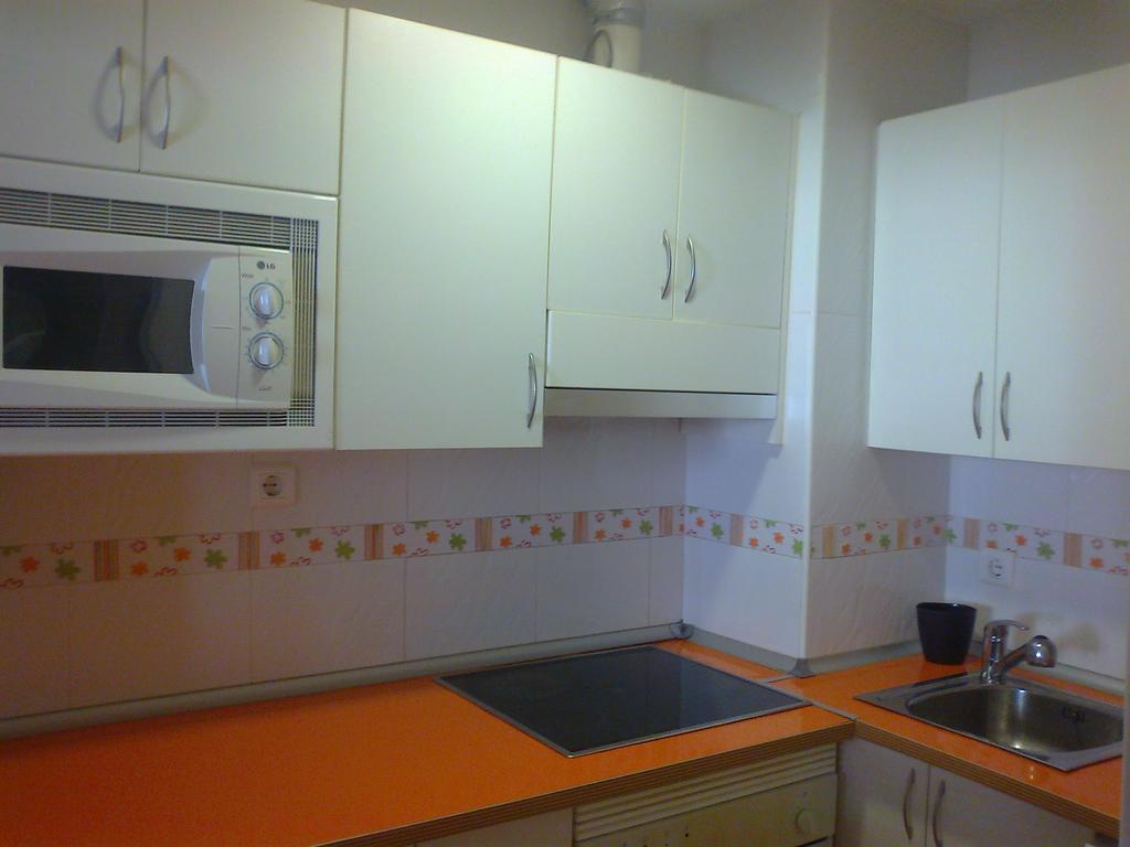 Apartamentos Bahia De Huelin مالقة المظهر الخارجي الصورة