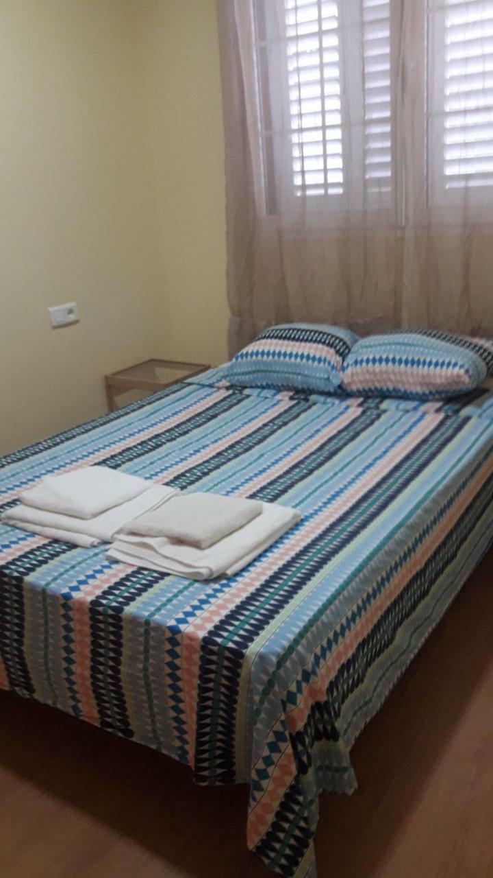Apartamentos Bahia De Huelin مالقة المظهر الخارجي الصورة